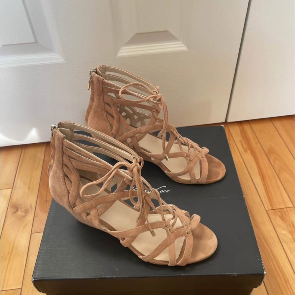 Elegant Tan Strappy Women's Sandals